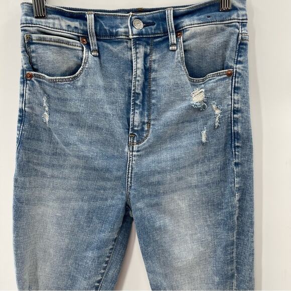 Abercrombie & Fitch Ultra High Rise Preppy Distressed Skinny Ankle Jeans Size 27 - Picture 3 of 9